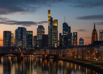 Earnings to Watch Next Week (Oct 13–17, 2025): Banks Take the Stage, Chips and Luxury Add Firepower